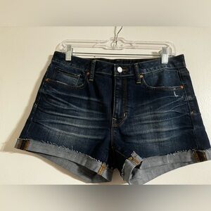 Gap women’s jeans shorts / size 28